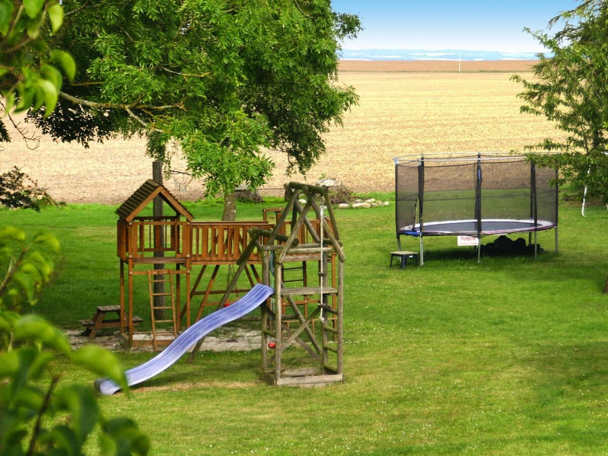 Holiday house Reihenhaus Vieregge in Deutschland mit Terrasse - Outdoor photo 3