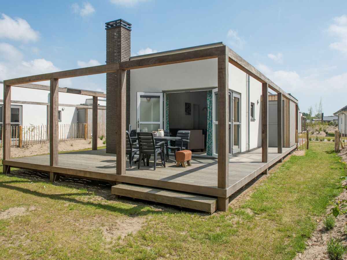 Holiday park Dünenvilla in den Niederlanden am Meer
