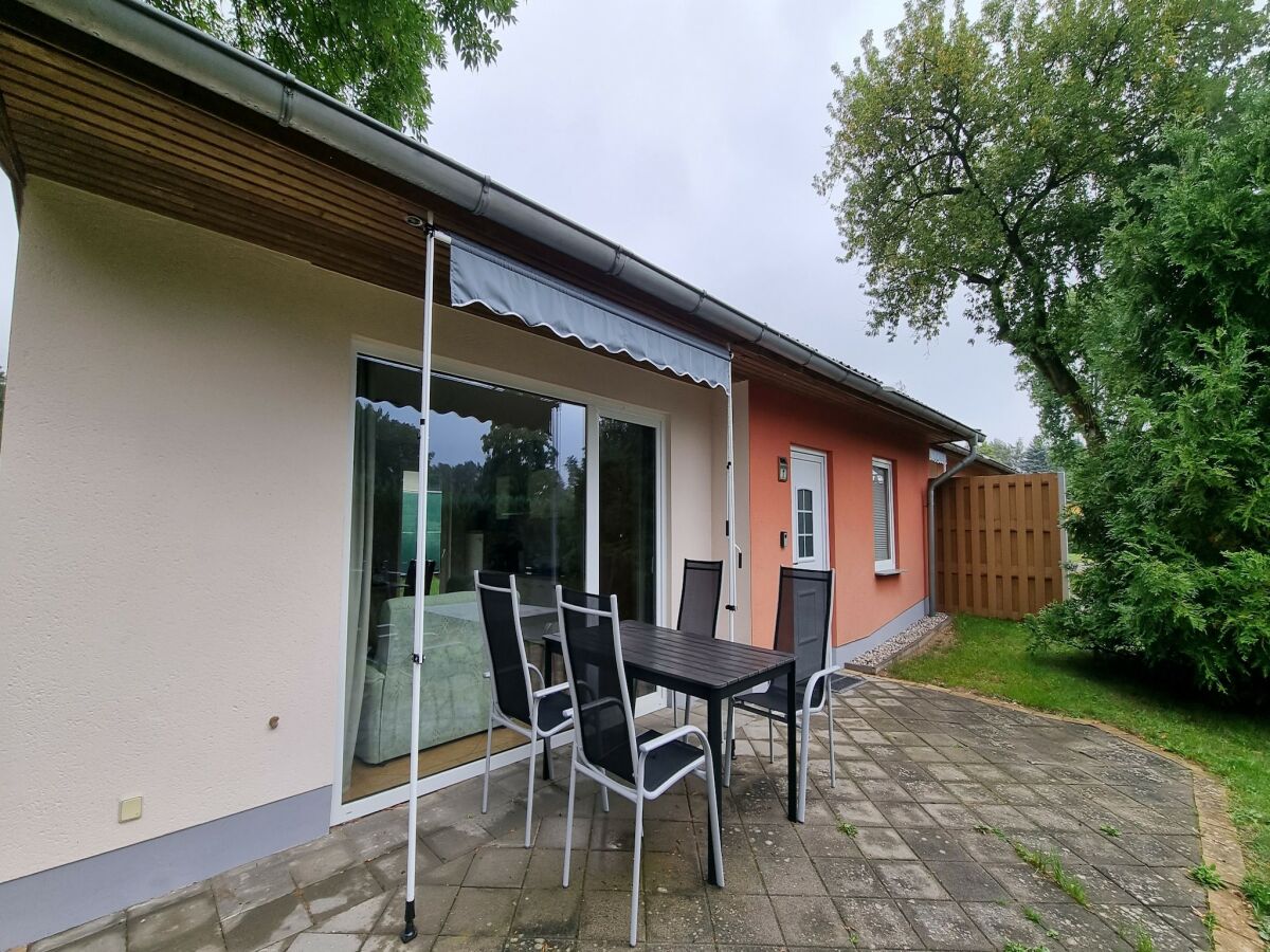 Bungalow Reihenhaus am Groß Labenzer See in Klein Labenz