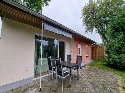 Bungalow Reihenhaus am Groß Labenzer See in Klein Labenz in Sternberg Lake Area - Bungalow