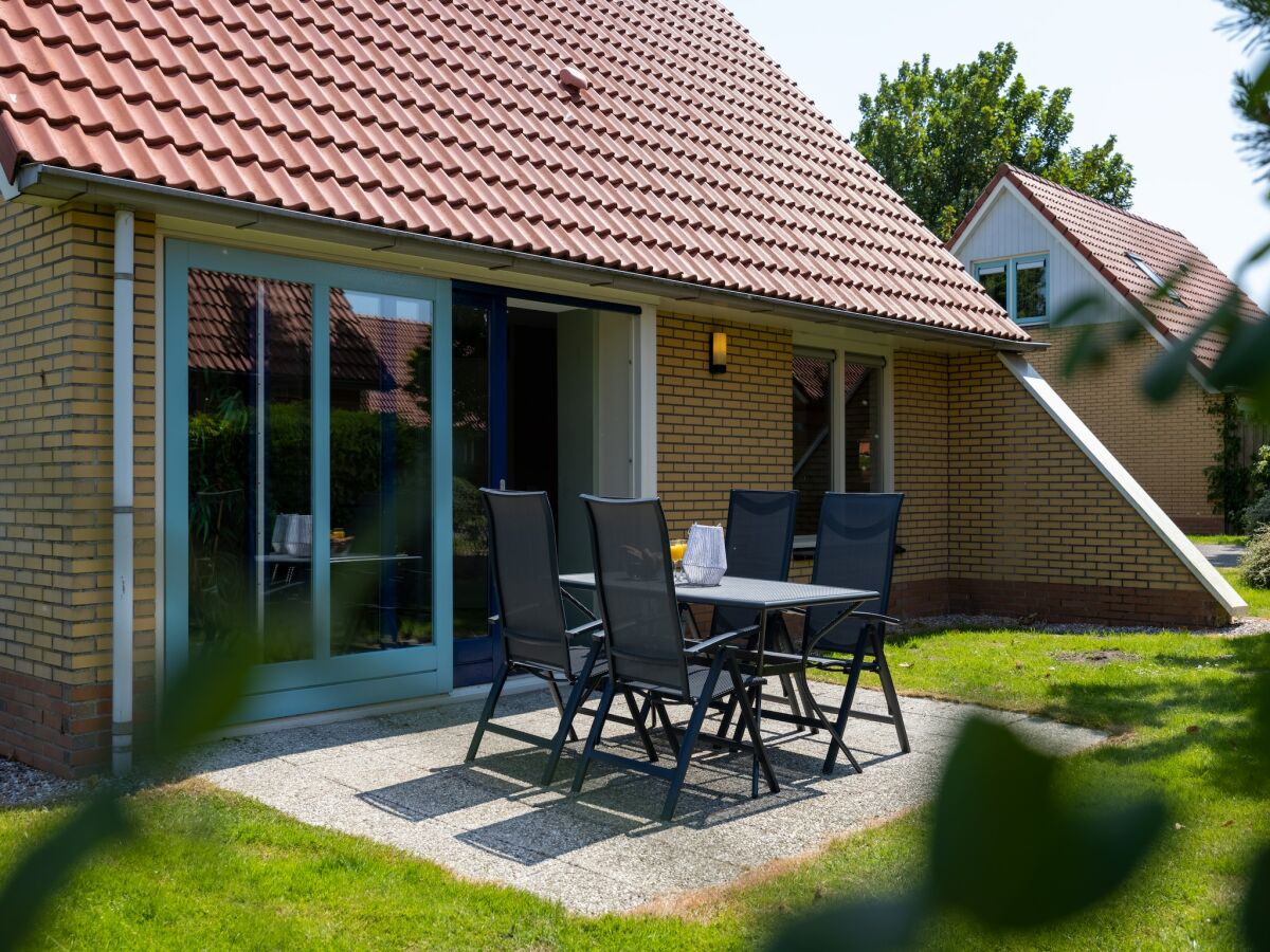 Holiday park Villa in Andijk am IJsselmeer für 6 Von Belvilla