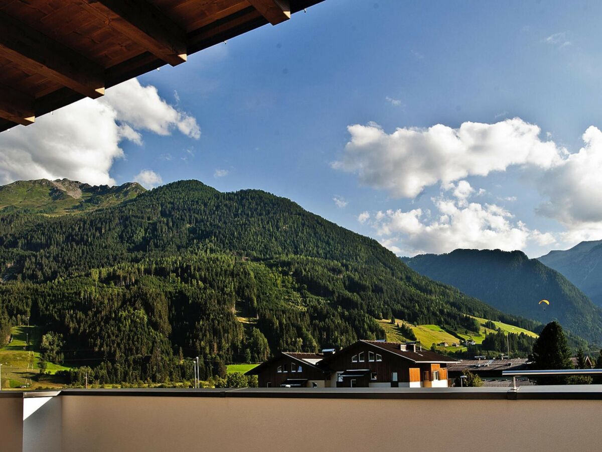 Holiday park Wohnung in Neukirchen bei Wildkogelbahn - Outdoor photo 2