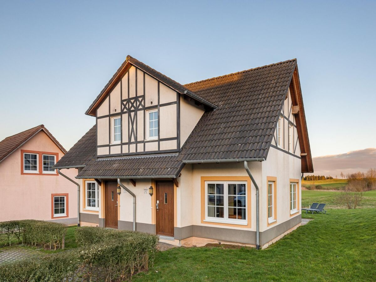 Holiday park Traditional style villa near river Moselle