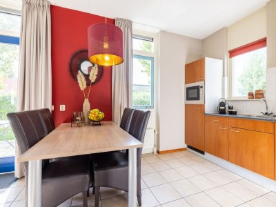 Holiday park Villa in Netherlands with Private Jetty - Features photo 3