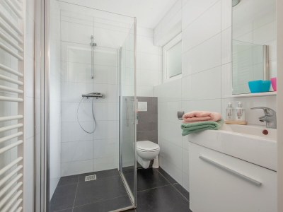 Holiday park Villa in Arcen with shower & garden - Features photo 9