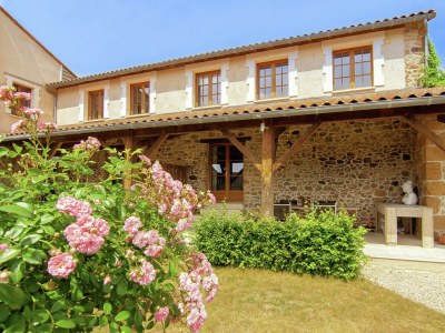 Holiday park Gemütliches Ferienhaus in Roussines, Dordogne - Outdoor photo 5