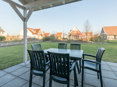 Holiday park Villa in Arcen with Free Thermal Bath Access - Outdoor photo 3