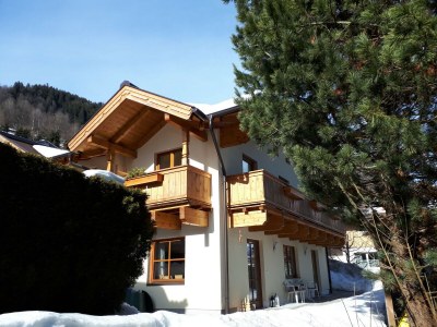 Apartment Apartment in Bramberg near Ski Lift & Wildkogel - Outdoor photo 4