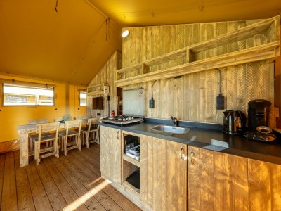Holiday park Charming Safari Tent by the Lake - Features photo 10