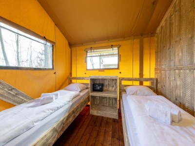 Holiday park Charming Safari Tent by the Lake - Features photo 13
