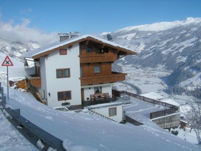Apartment Apartment in Hippach near Horbergbahn - Outdoor photo 10