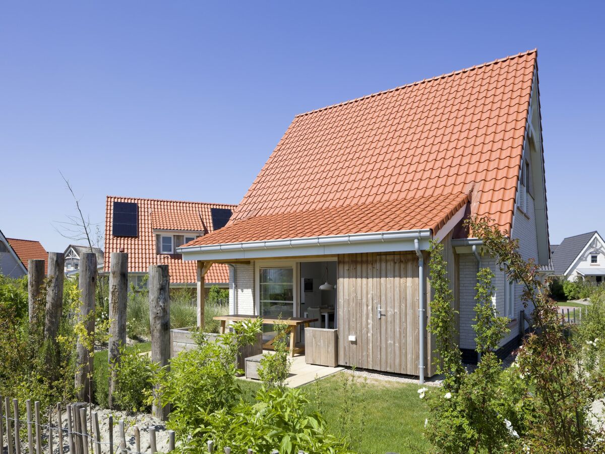 Holiday park Apartment in Zeeland near the Beach