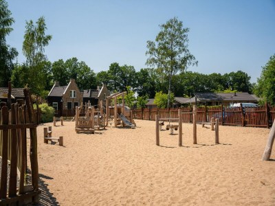 Holiday park Villa in Netherlands with Spacious Garden - Outdoor photo 40