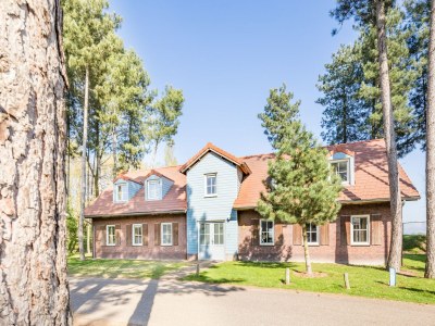 Holiday park Luxuriצse Villa in Weert f�r 24 Personen - Holiday park