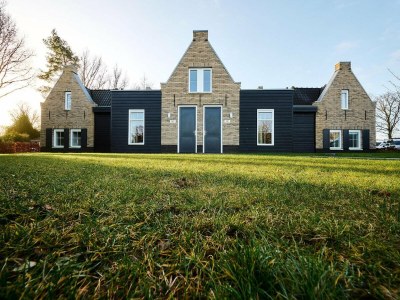 Holiday park Gruppenvilla in den Niederlanden mit Privatsphäre - Holiday park