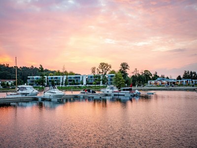 Holiday park Appartements im Maremuritz Yachthafen Resort - Outdoor photo 9