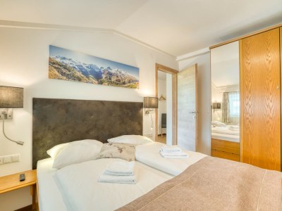 Holiday park Chalet in Neukirchen mit Bergblick - Features photo 12