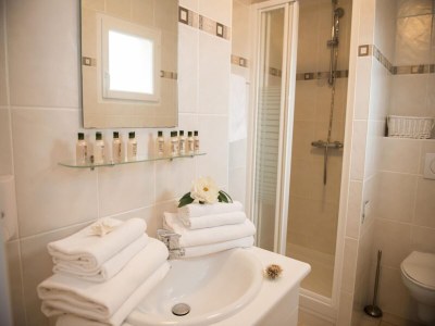 Holiday park Villa in France with Private Pool & Garden - Outdoor photo 19