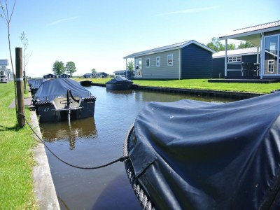Holiday park Lakeside Cottage with Boat - Outdoor photo 11