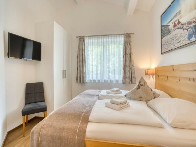 Holiday park Chalet in Neukirchen mit Bergblick - Features photo 9
