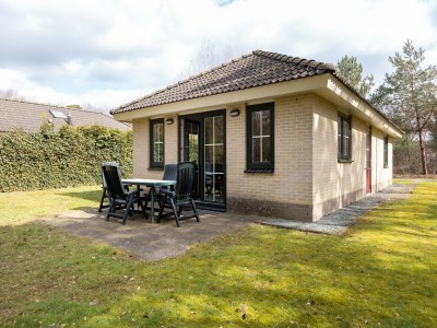 Holiday park Bungalow in Veluwe mit Infrarotsauna - Holiday park
