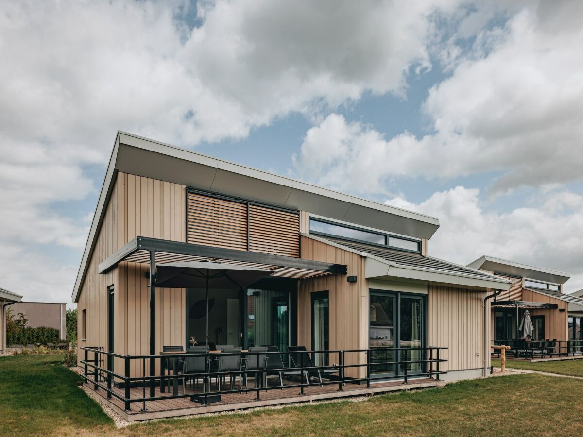 Holiday park Modern Lodge Near Beach