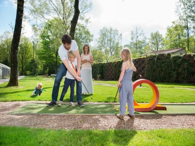 Holiday park Hoenderloo Getaway with Pool - Outdoor photo 39