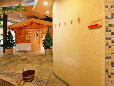 Holiday park Ferienhaus in Wernigerode mit Innenpool - Outdoor photo 21