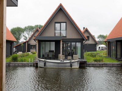 Holiday park Kanalvilla mit Terrasse - Holiday park