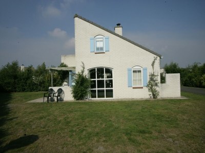 Holiday park Chalet in Texel by Dunes and Water in De Cocksdorp - Holiday park
