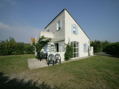 Holiday park Chalet in Texel by Dunes and Water - Outdoor photo 6