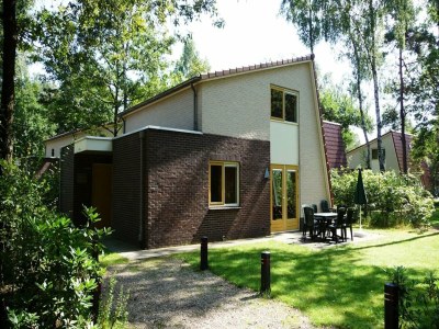 Holiday park Moderne Villa in der Nähe von Veluwe - Outdoor photo 2