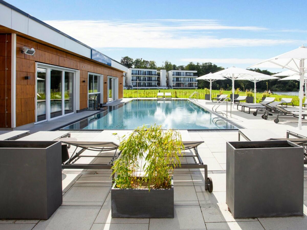 Holiday park Appartements im Maremuritz Yachthafen Resort - Outdoor photo 2