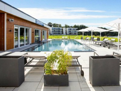 Holiday park Appartements im Maremuritz Yachthafen Resort - Outdoor photo 2