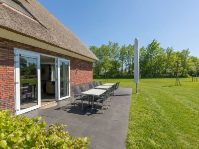 Holiday park Spacious Villa in a National Park - Outdoor photo 4