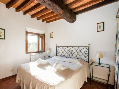 Holiday park Wine Tastings, Hills and Tuscan home - Features photo 15