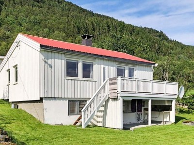 Holiday house 6 Personen Ferienhaus in AVERØY - Outdoor photo 6