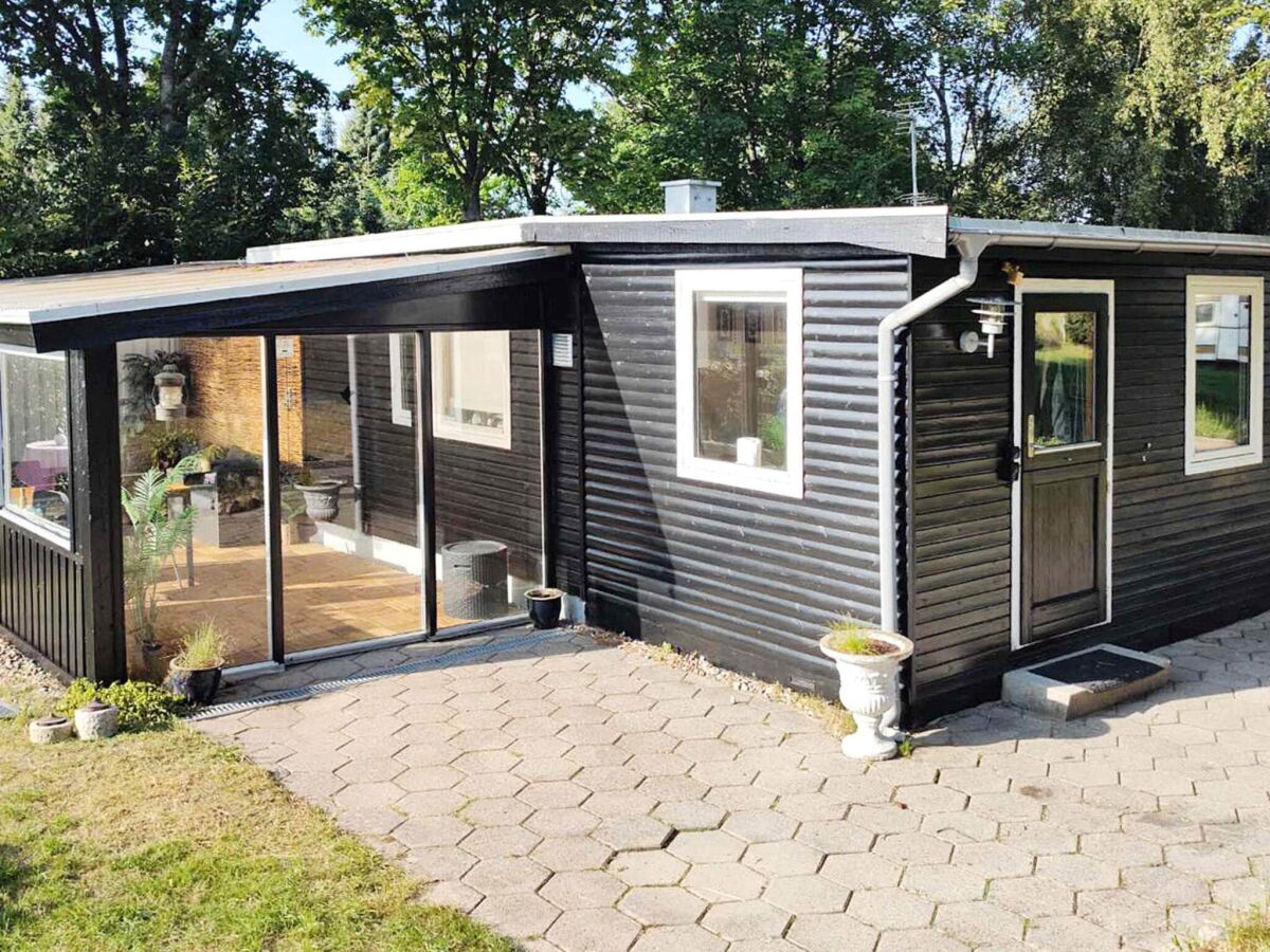 Holiday house 4 person holiday home in Allingåbro-By Traum