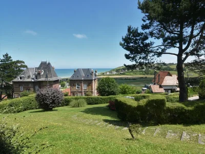 Holiday house Les pins vue sur mer in Hautot sur mer - Holiday house