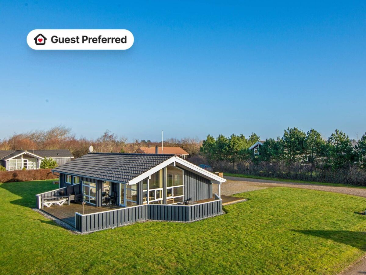 Holiday house 6 person holiday home in Tarm