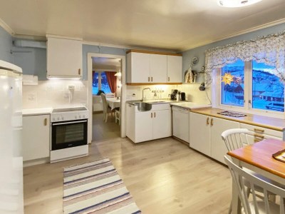 Holiday house 8 Personen Ferienhaus in STONGLANDSEIDET - Outdoor photo 10