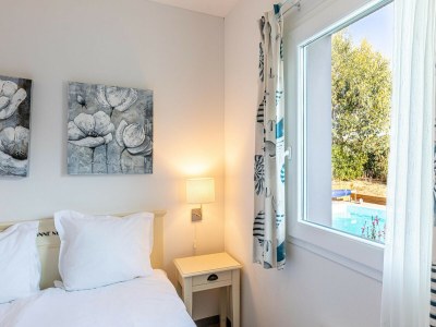 Holiday park Villa in France with Private Heated Pool - Features photo 17