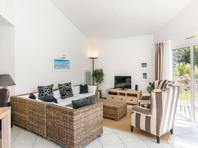 Holiday park Villa in Frankreich mit Pool und Garten - Features photo 16