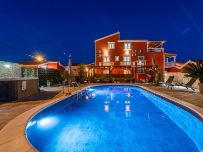 Villa XXXL Villa Ancora with heated pool - Outdoor photo 49