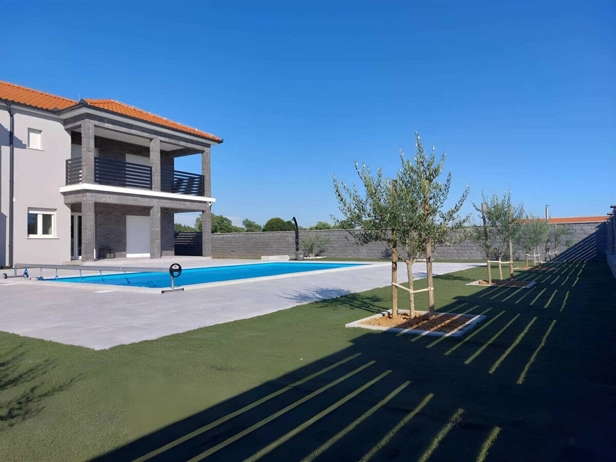 Villa Ela with heated pool - Outdoor photo 5