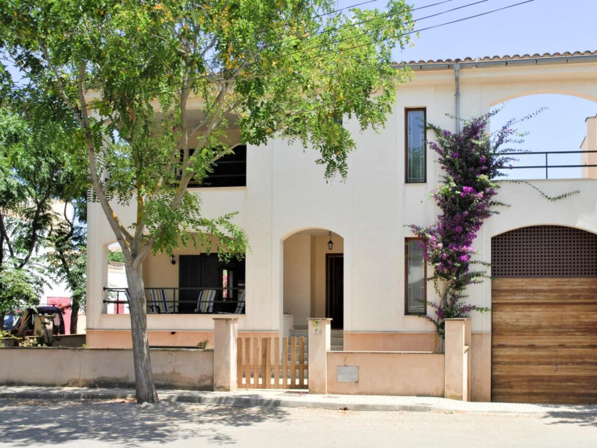 Holiday park Haus in S'Illot nahe Sandstrand