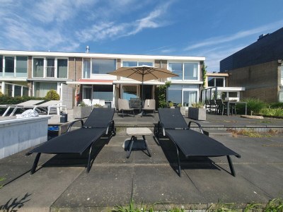 Holiday house Wunderschönes Ferienhaus am Strand in Kamperland in Veere - Holiday house
