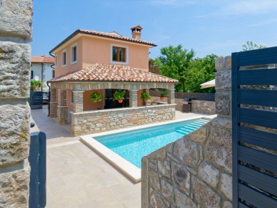 Holiday house Pahari - Outdoor photo 2