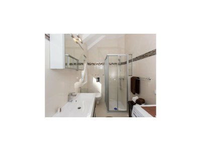 Apartment Mali Skoj Apartment - Two-Bedroom Apartment with Sea View - Features photo 13