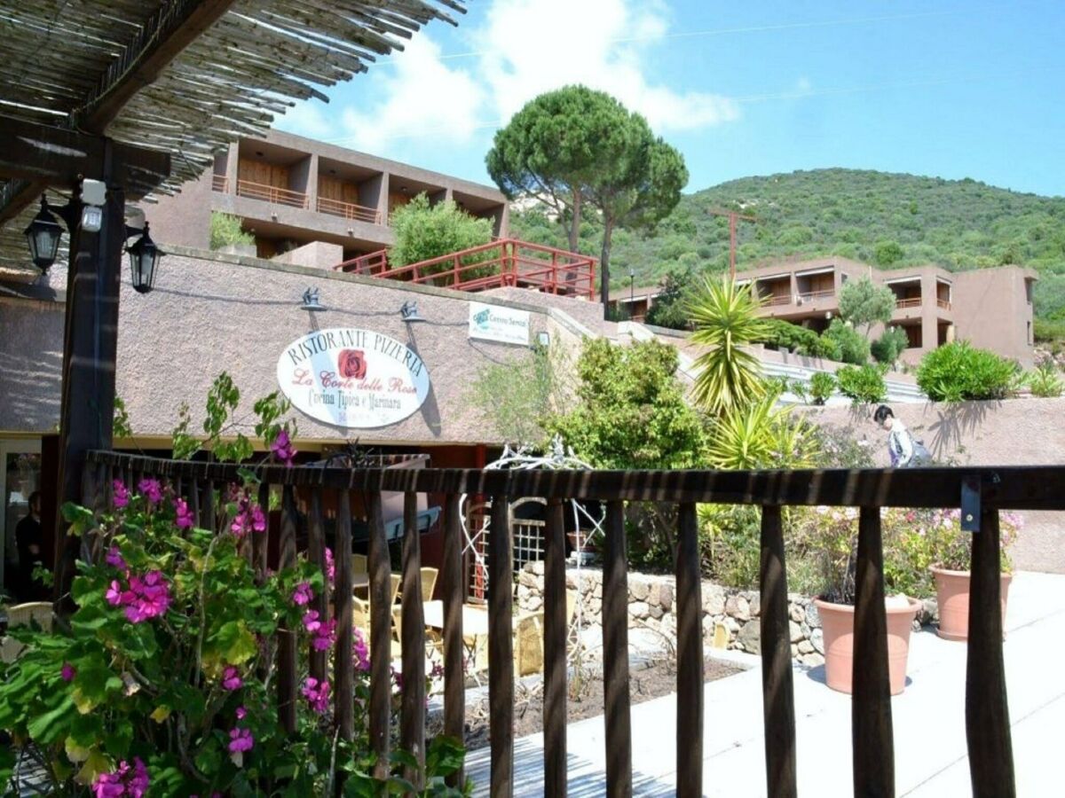 Apartment Ferienwohnung für 6 Personen in Olbia mit Garten - Outdoor photo 2
